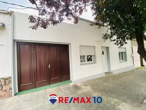 VENTA DE CASA - 3 DORM -GARAGE - AV PRINCIPAL