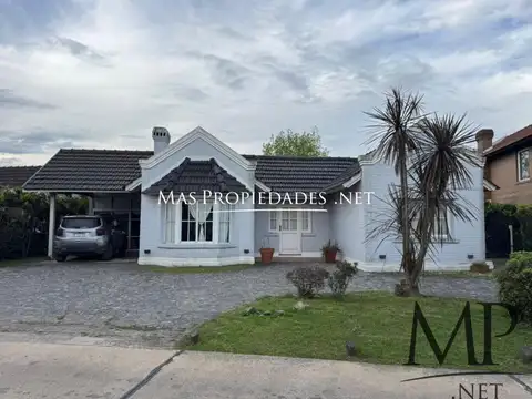 Venta Casa en Campos de Echeverría 3 Dormitorios Canning 100