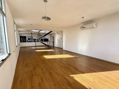 Oficina en Alquiler en La Lucila, USD 2.700
