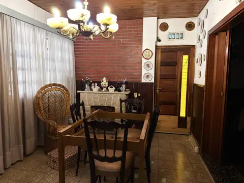 Venta casa Villa Dominico 5 Ambientes, 4 Dorm, 3 Baños