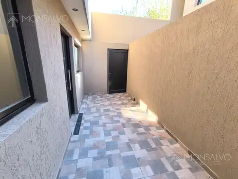 Depto Tipo Casa en Venta de 1 dormitorio