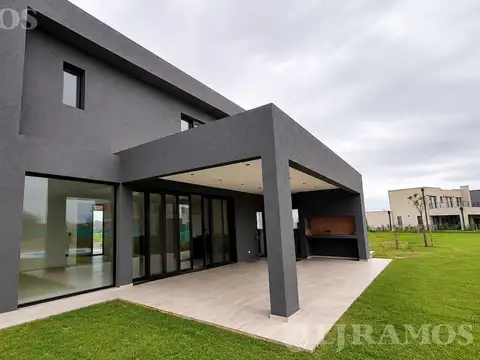 Av de los Lagos Riberas LOTE INTERNO PG A al 200