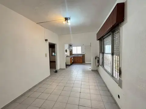 Derqui al 2300