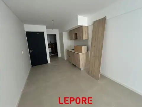 PARAGUAY 2000, Piso 7