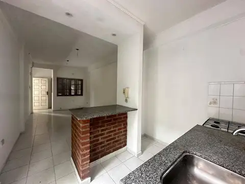 Departamento en alquiler Av. 1 entre 68 y 69