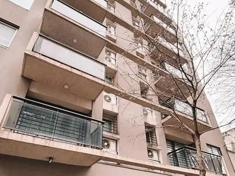 ARAUJO 100, Piso 4