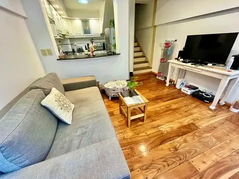 Depto Tipo Casa en Venta de 4 ambientes