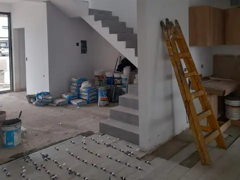 Casa en Venta al Oeste