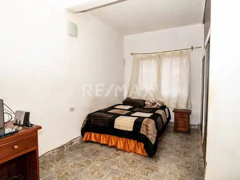 CASA VENTA + DEPARTAMENTO + LOCAL APTA CREDITO