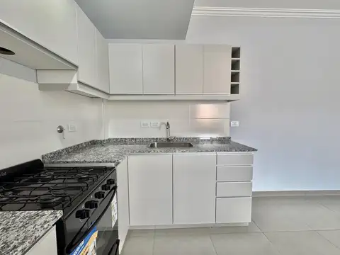 Departamento en Alquiler con 1 cocheras