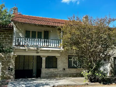 venta chalet estilo mar del plata 4 ambientes en zona la perla