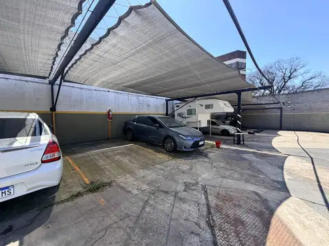 COCHERAS EN ALQUILER EN VULLA LYNCH A METROS DE CAP FED