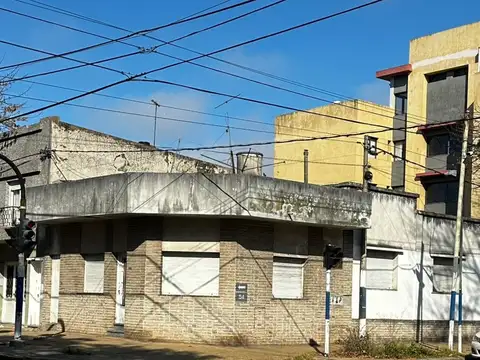 CASA EN ALQUILER - LA PLATA