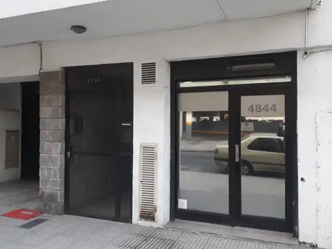 LOCAL  / OFICINA / DEPOSITO - 12m² - FRENTE AL DEVOTO SHOPPING - ALQUILER