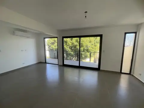 Departamento en venta - Beccar - 2 ambientes a estrenar con cochera