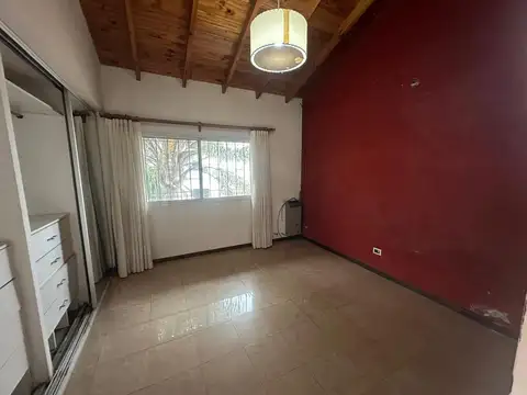 Depto Tipo Casa en Alquiler de 2 dormitorios