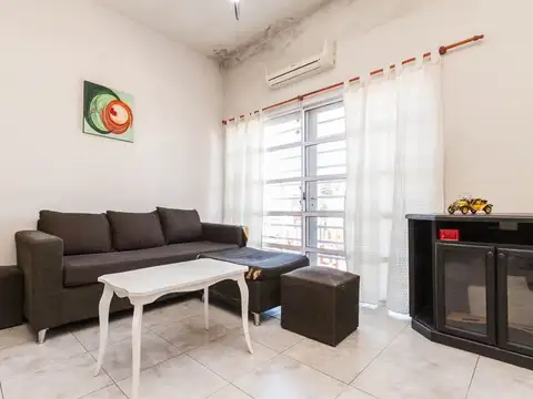 Depto Tipo Casa en Venta con 1 cocheras