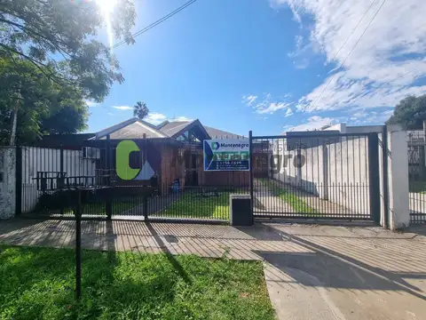 HERMOSO CHALET EN VENTA BERAZATEGUI AMPLIO PARQUE