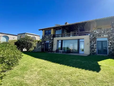 Casa en Laguna Blanca 