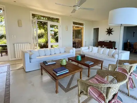 Casa en Venta en La Barra, USD 1.200.000