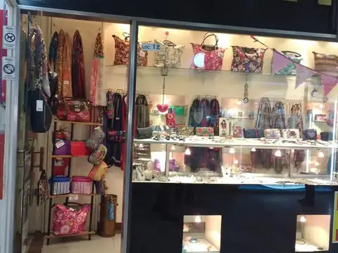 Local en Venta 30 años