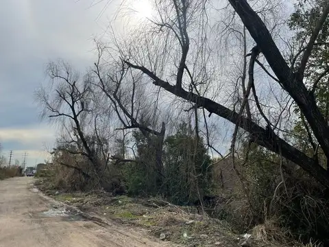 Terreno en Venta en Villa Dominico, USD 380.000