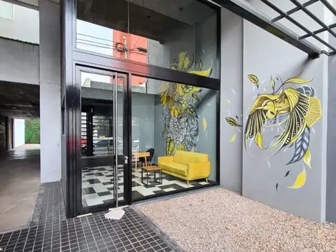 Venta depto. monoambiente al ctafrente c/ balcón, parrilla y cochera