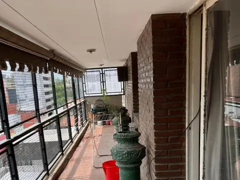 Departamento 4 ambientes con 2 baños