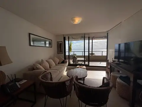 Departamento en Alquiler en Punta Ballena, USD 12.000