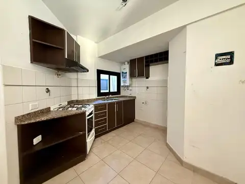 Venta departamento tres ambientes en Ramos Mejia