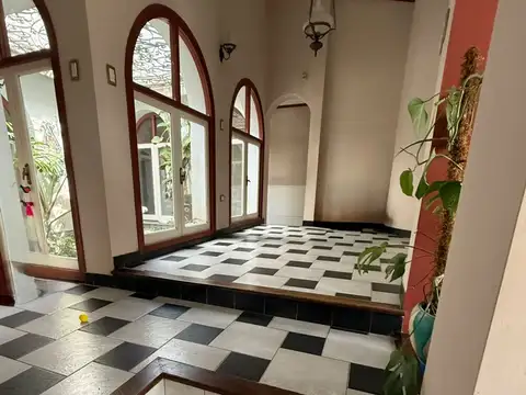 VENTA CASA | 5 DORMITORIOS | BARRIO CHALET.