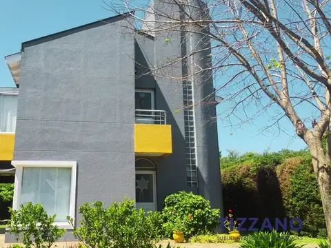 Casa en venta en Fincas de Iraola I