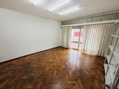 Departamento en Venta de 6 ambientes