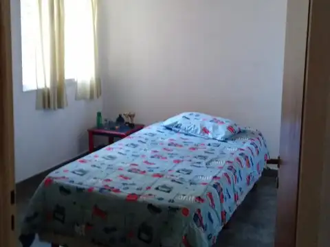 Quinta con pileta gran quincho cerrado