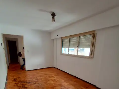 Avenida Entre Ríos 1200, Piso 6