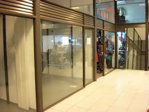 Local en Alquiler en Retiro, $ 85.000