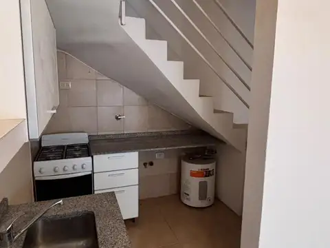 Depto Tipo Casa en Venta de 2 ambientes