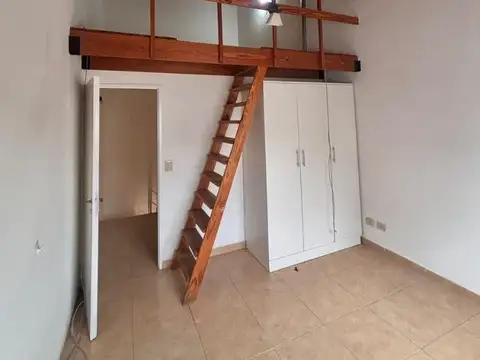Depto Tipo Casa en Venta en Villa Luzuriaga, USD 65.000