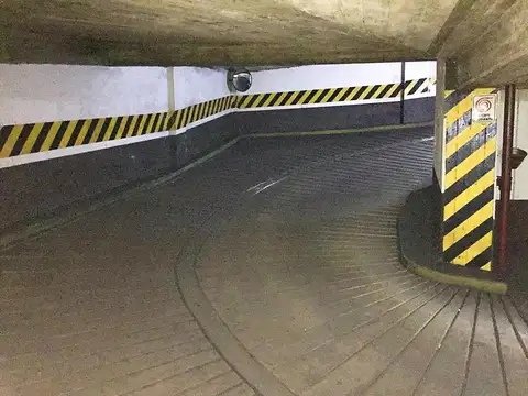 Cochera en Venta Fija