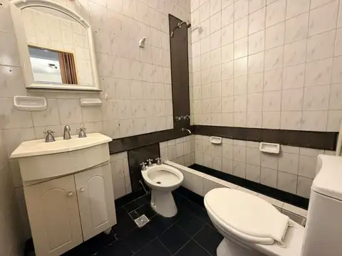 Depto Tipo Casa en Alquiler al Este