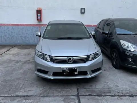 Avenida Luis María Campos 1300
