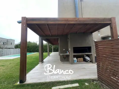 Casa en Venta en Barbarita, USD 520.000