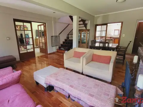 Casa en Venta en Olivos, USD 330.000