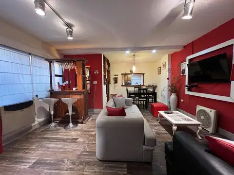 Justo José de Urquiza 200