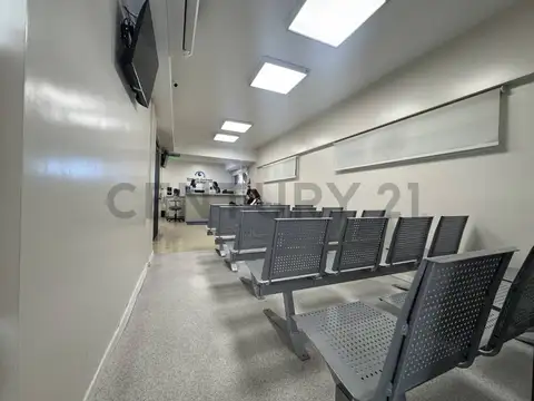 APTO PROFESIONAL - PISO COMPLETO EN DÚPLEX RECICLADO – 273 m² + COCHERA