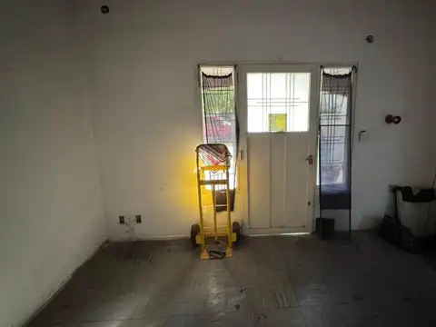 Moldes (ex. Guiraldes) 300