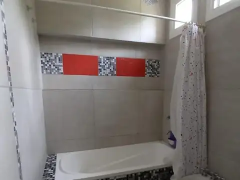 Moderna casa en club de campo El Moro