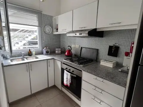 Duplex en Venta de 2 cuartos,  2 Baños