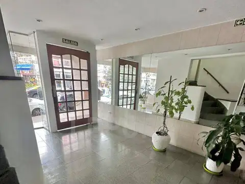 Costa Rica 4100, Piso 1