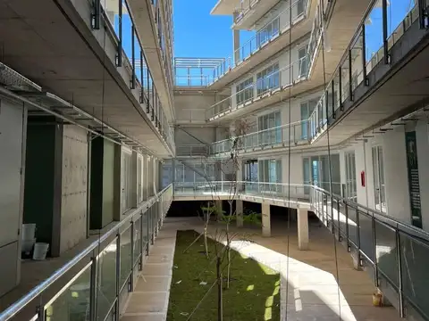 LOCAL COMERCIAL EN EL PUERTO